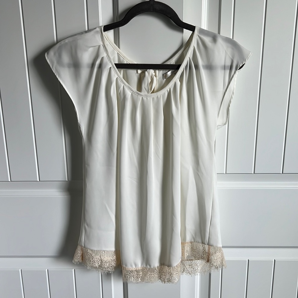 NWOT LC Lauren Conrad blouse.